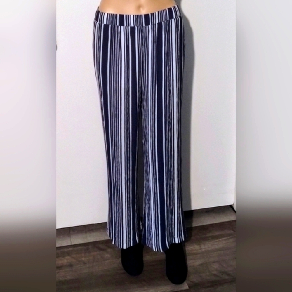 Charlotte Russe Black and White Striped Pants - Picture 2 of 3
